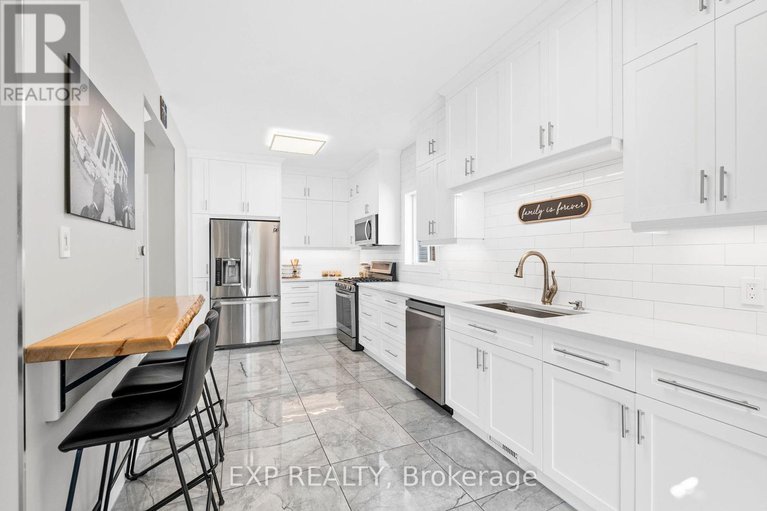 28859903/18-golders-green-lane/longfields/ottawa/ontario/K2J5C1_17