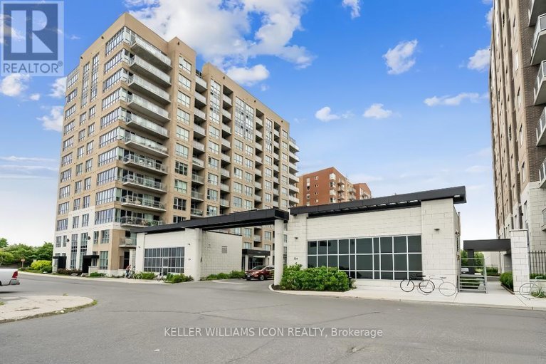 29218513/1008-330-titan-private/borden-farmstewart-farmcarleton-heightsparkwood-hills/ottawa/ontario/K2G1G3_1