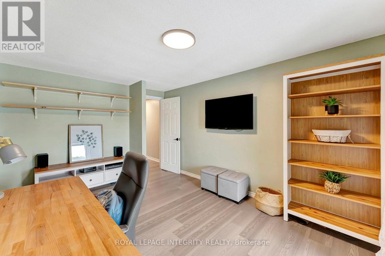 28814849/66-tarquin-crescent/westcliffe-estates/ottawa/ontario/K2H8J9_24