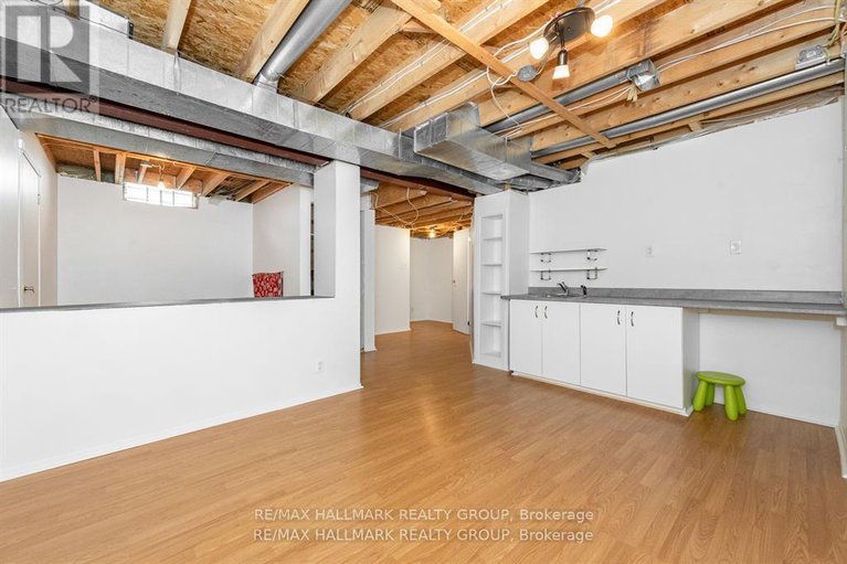 29079894/55-willow-glen-drive/bridlewood/ottawa/ontario/K2M1K9_29