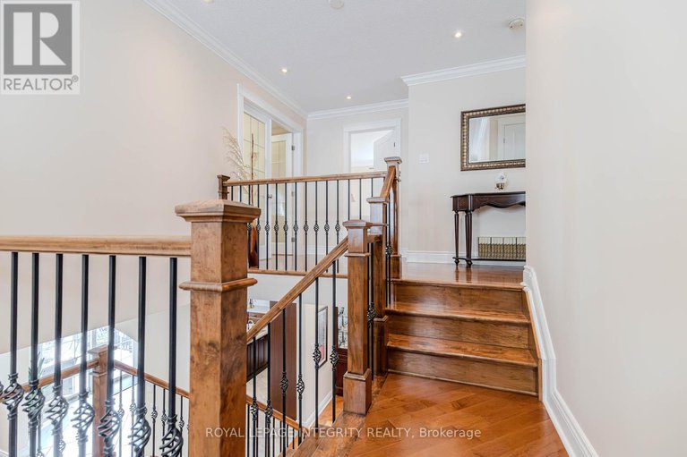 28715997/313-eckerson-avenue/stittsville-south/ottawa/ontario/K2S0K8_23