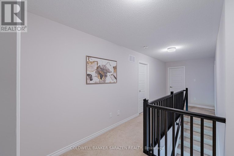 28532551/604-perseus-avenue/half-moon-bay/ottawa/ontario/K2J6S7_13