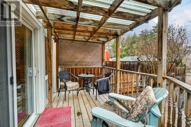 29607397/7925-jeanne-darc-boulevard-n/orleans-wood/ottawa/ontario/K1C2C7_31