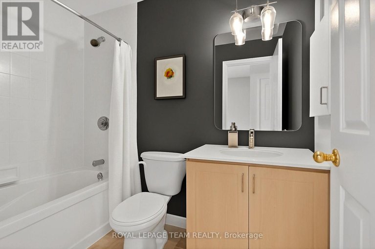 29098547/293-waymark-crescent/bridlewood/ottawa/ontario/K2M0A5_25