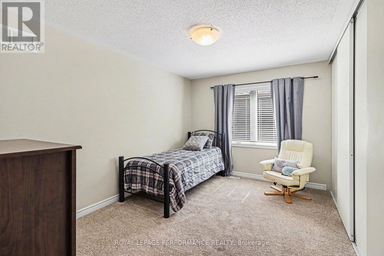 29634644/717-magnolia-street/avalon-west/ottawa/ontario/K4A0Z2_23