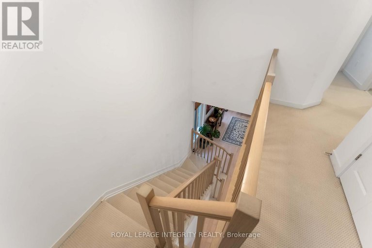 29039546/221-finsbury-avenue/stittsville-south/ottawa/ontario/K2S2X9_22