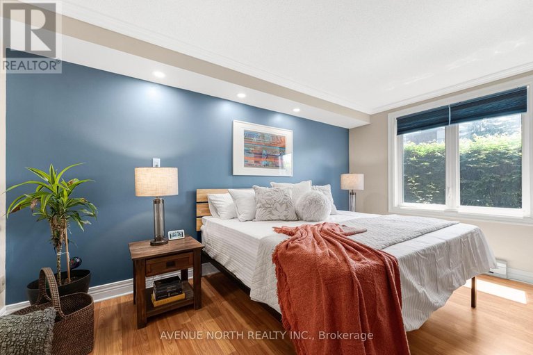 28651322/106-969-north-river-road/overbrook/ottawa/ontario/K1K3V3_15