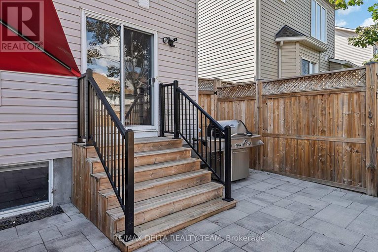 29375289/39-sunvale-way/barrhaven-east/ottawa/ontario/K2G6Y1_37