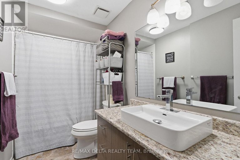 29438319/78-6821-bilberry-drive/convent-glen-north/ottawa/ontario/K1C2E8_18