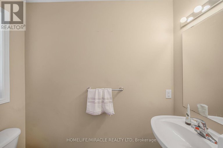 28683775/356-west-ridge-drive/stittsville-south/ottawa/ontario/K2S2G8_22