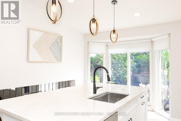 28853469/6594-delorme-avenue/orleanssunridge/ottawa/ontario/K1C6N6_16