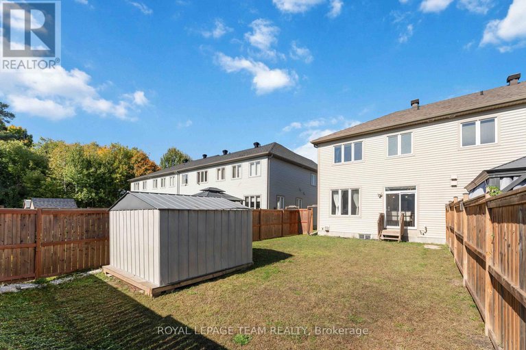 29159210/359-melodie-street/mer-bleuebradley-estatesanderson-park/ottawa/ontario/K1W0L8_43