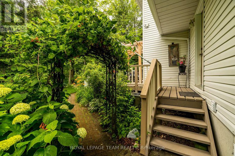 28578922/3066-mcgovern-road/north-grenville-twp-kemptville-south/north-grenville/ontario/K0G1J0_48