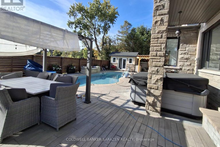 29250124/1722-athans-avenue/blossom-parkleitrim/ottawa/ontario/K1T1L1_3