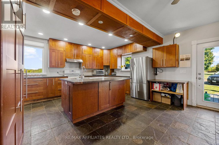 28879958/2442-hwy-511-highway/drummond-n-elmsley-drummond-twp/drummondnorth-elmsley/ontario/K0G1K0_14