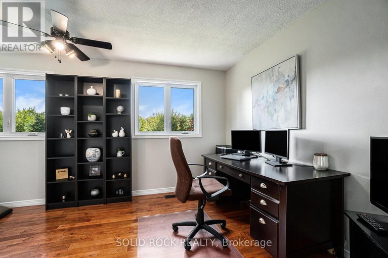 28943108/2278-russland-road-e/russell-twp/russell/ontario/K0A3H0_14