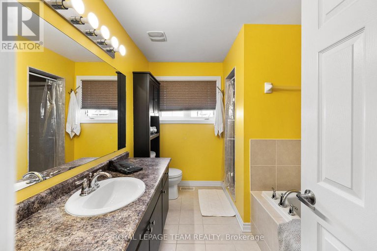 29282364/3022-freshwater-way/half-moon-bay/ottawa/ontario/K2J3V5_16