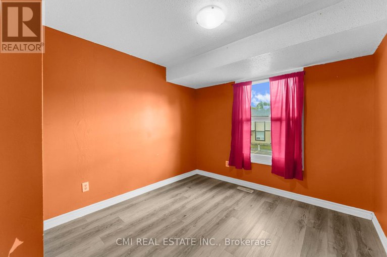 28790260/99-2570-southvale-crescent/sheffield-glenindustrial-park/ottawa/ontario/K1B5B7_24