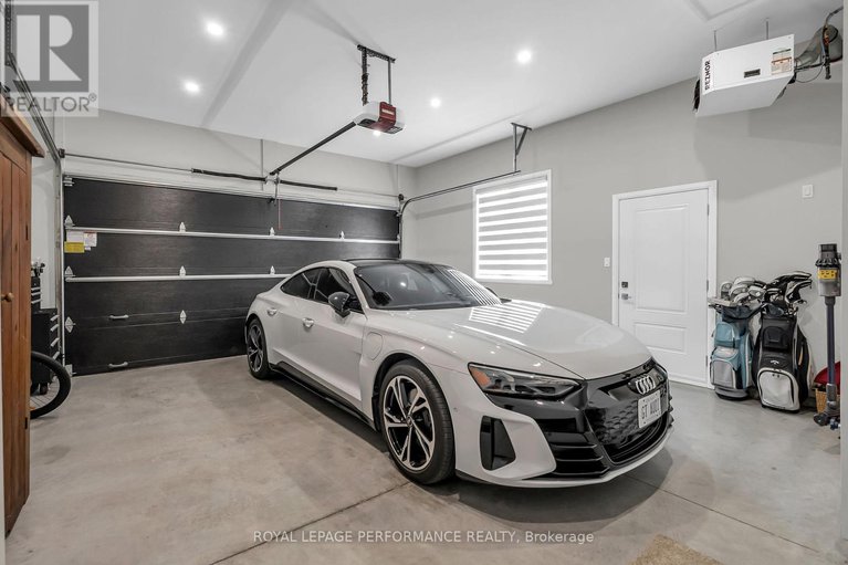 28627551/4-matthew-kieran-crescent/long-sault/south-stormont/ontario/K0C1P0_19