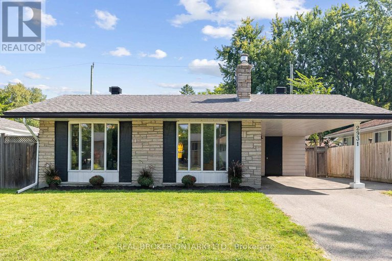 28879794/2931-southmore-drive-e/riverside-park-south/ottawa/ontario/K1V6Z2_1