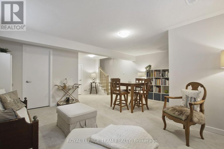 28291753/506-oldenburg-avenue/btwn-franktown-rd-fallowfield-rd/ottawa/ontario/K0A2Z0_49