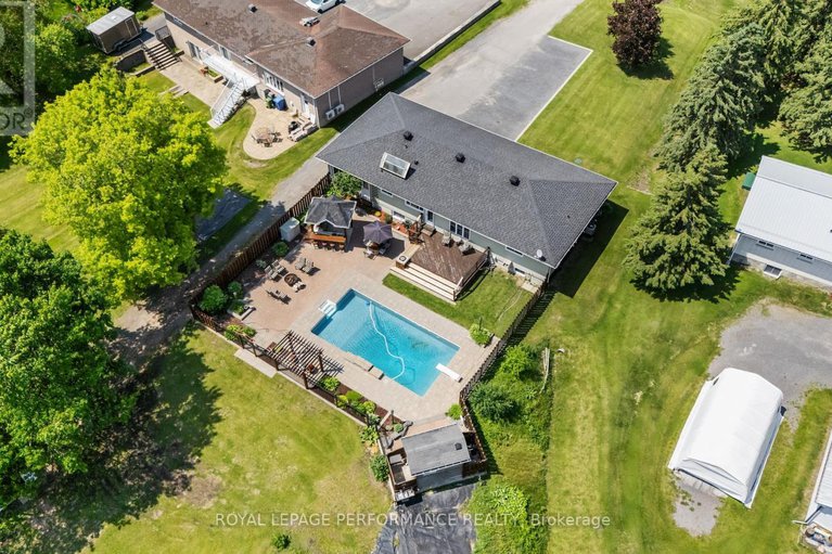 28424960/782-notre-dame-street/embrun/russell/ontario/K0A1W0_6