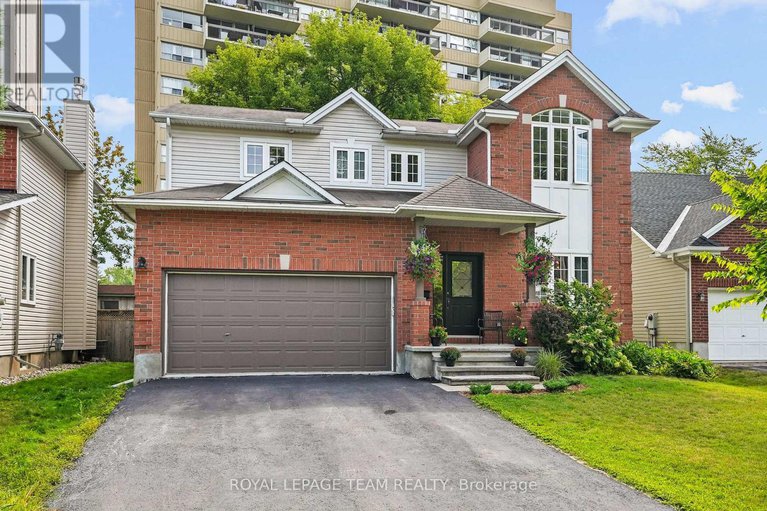 28812426/2122-saunders-avenue/woodroffe/ottawa/ontario/K2A4C7_1