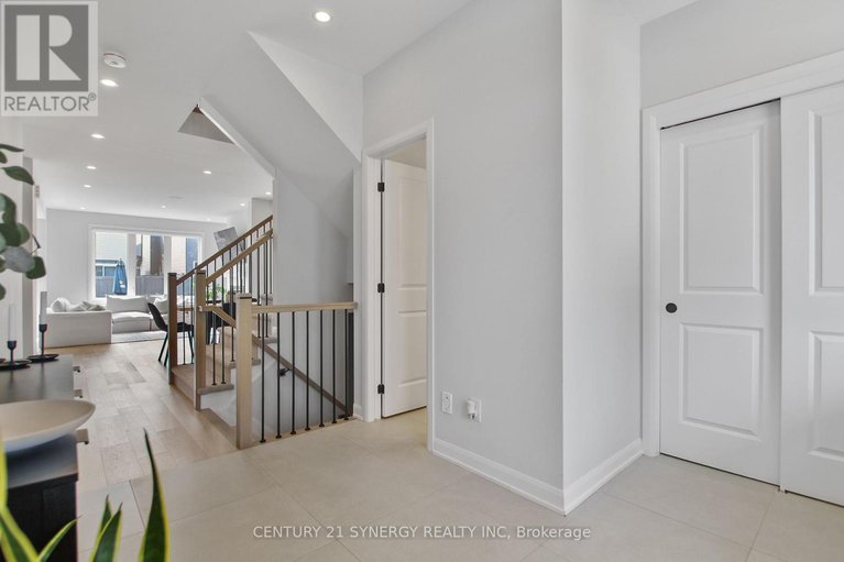 28941282/2104-caltra-crescent/half-moon-bay/ottawa/ontario/K2J6V4_7