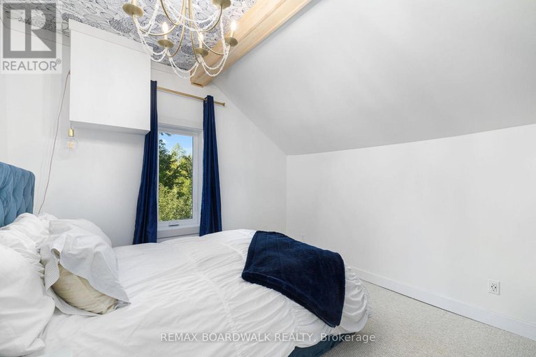 29210498/290-water-street/almonte/mississippi-mills/ontario/K0A1A0_25