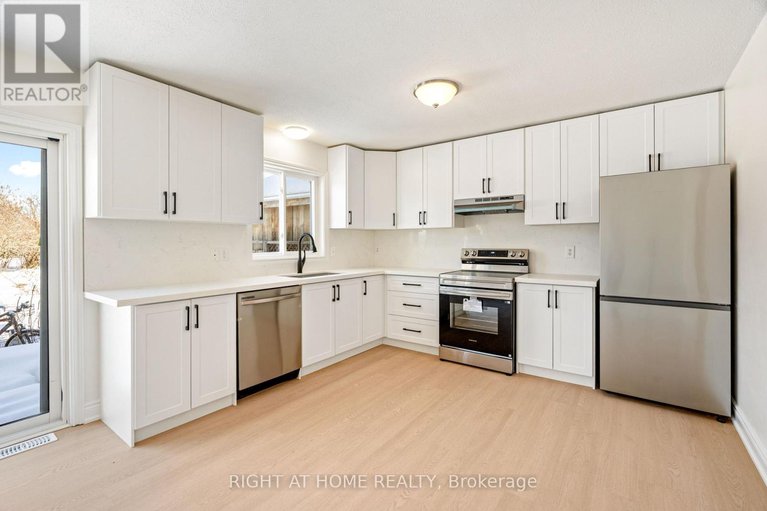 29378153/254-maude-street/almonte/mississippi-mills/ontario/K0A1A0_10