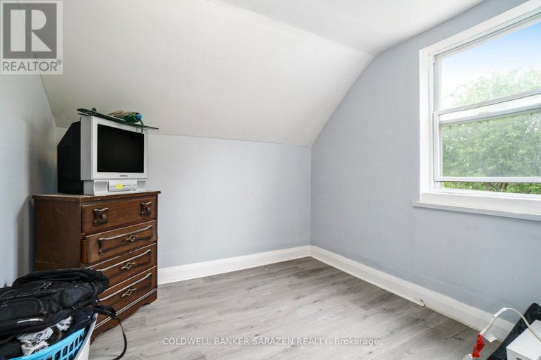 28431924/215-division-street-s/mcnabbraeside-twps/mcnabbraeside/ontario/K7S3C7_14