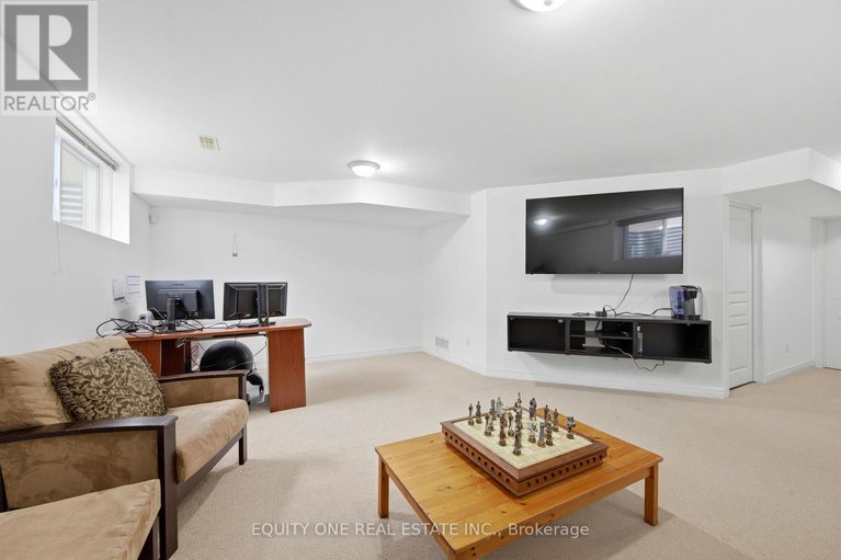 29096710/64-stedman-street/blossom-parkkemp-parkfindlay-creek/ottawa/ontario/K1T4G7_27