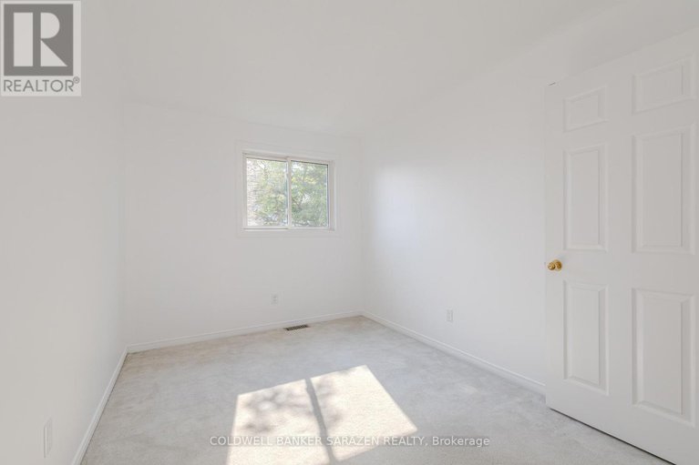 28624052/2833-mozart-court/emerald-woodssawmill-creek/ottawa/ontario/K1T2P6_32