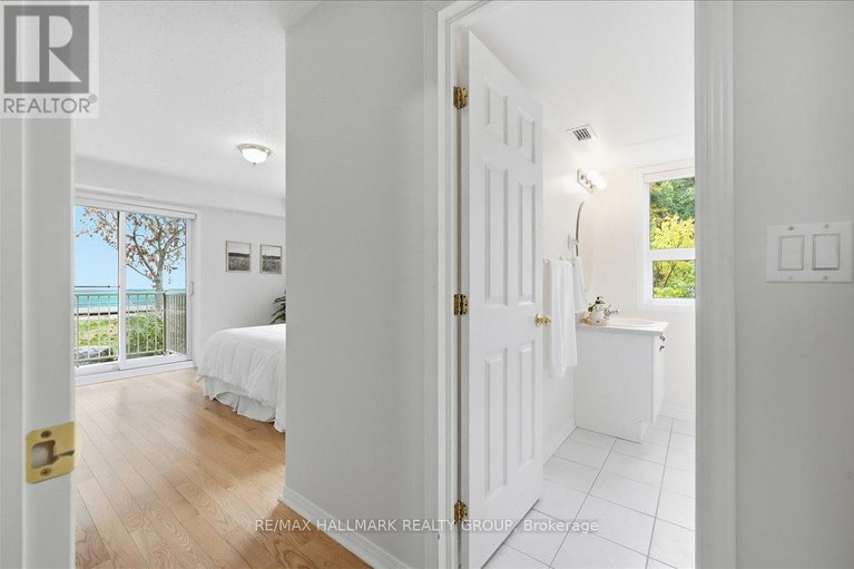 29023587/206-320-centrum-boulevard/bilberry-creekqueenswood-heights/ottawa/ontario/K1E3X9_13