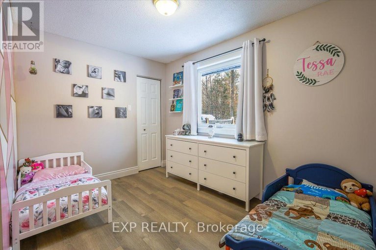 29166870/702-cedar-hill-road/pakenham/mississippi-mills/ontario/K0A2X0_15