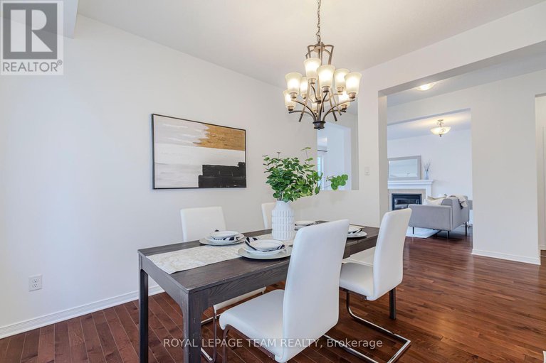 28146852/474-west-ridge-drive/stittsville-south/ottawa/ontario/K2S0L1_5