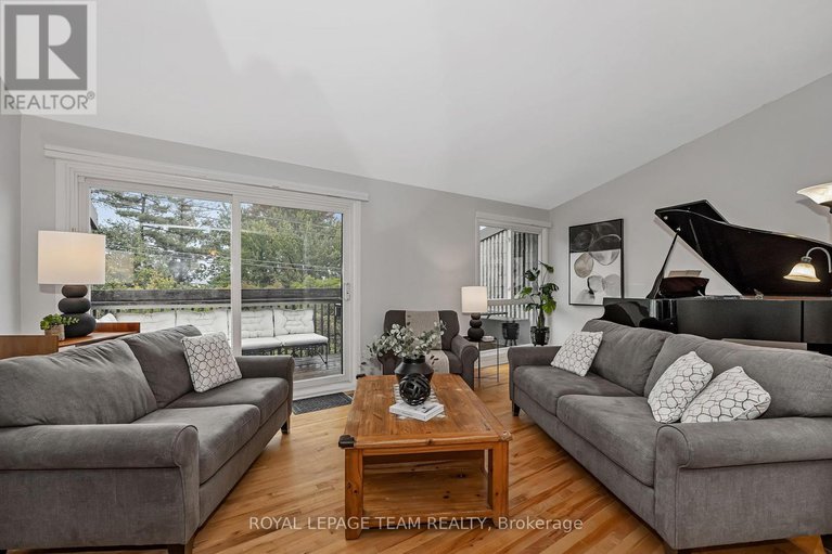 28918766/1095-ambleside-drive/woodroffe/ottawa/ontario/K2B8E2_12