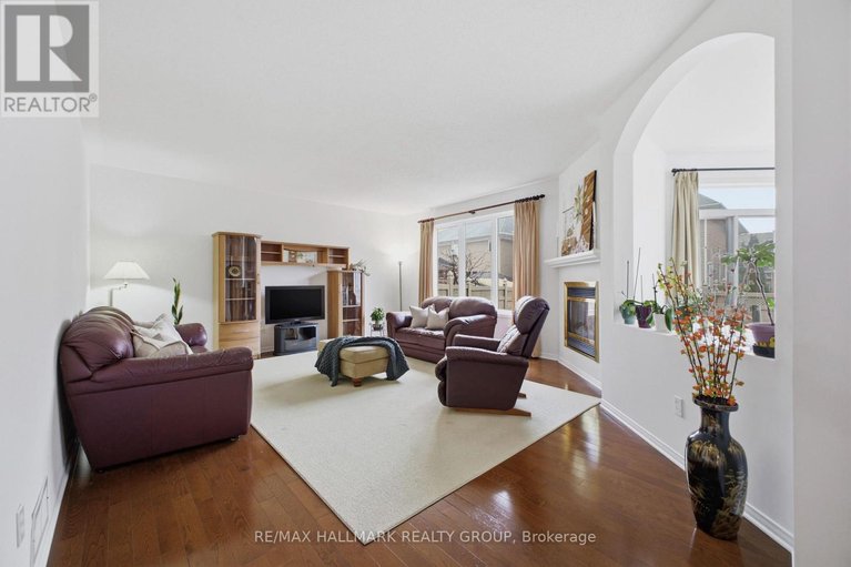 29599648/747-larcastle-circle/avalon-east/ottawa/ontario/K4A4Z2_22