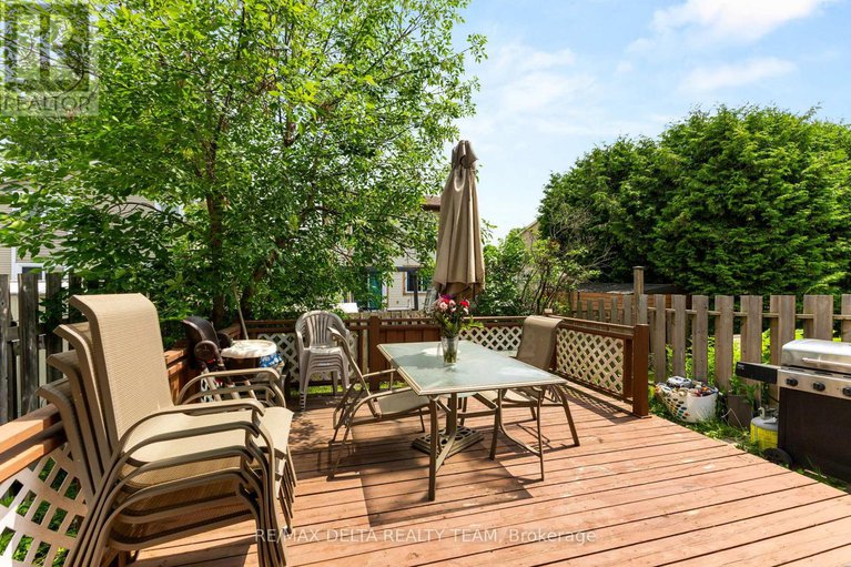 28461671/1401-coulter-place/bilberry-creekqueenswood-heights/ottawa/ontario/K1E3H9_30