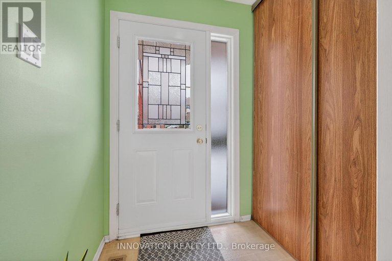 29517554/416-sandhamn-private/hunt-club-parkgreenboro/ottawa/ontario/K1T2Y9_4