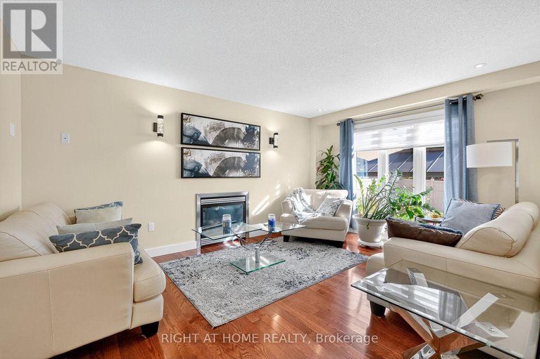 28972489/380-quartz-avenue-n/town-of-rockland/clarence-rockland/ontario/K4K0C7_11