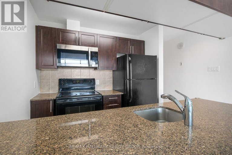 29651498/2404-234-rideau-street/sandy-hill/ottawa/ontario/K1N0A9_12