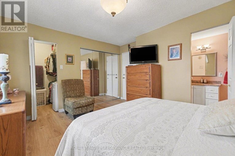 29476662/1505-665-bathgate-drive/carson-meadows/ottawa/ontario/K1K3Y4_19