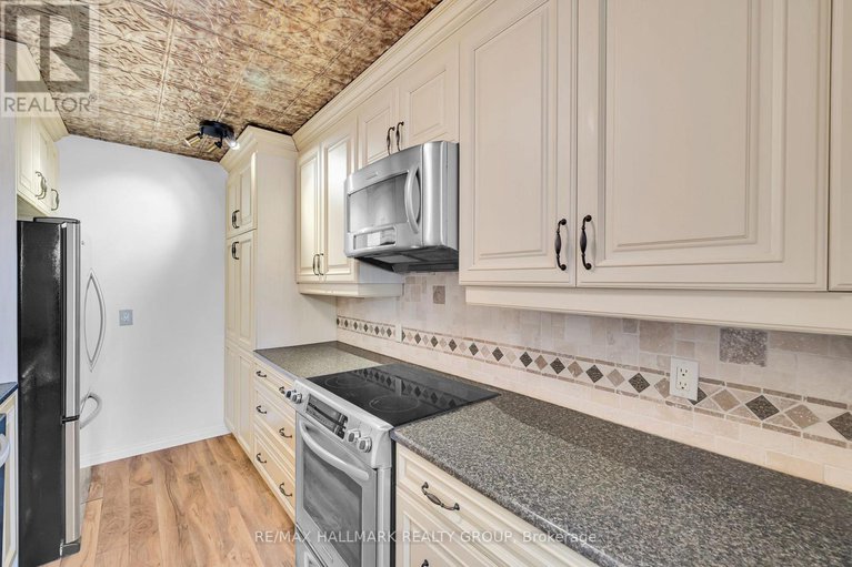 29066357/1006-2020-jasmine-crescent/beacon-hill-south/ottawa/ontario/K1J8K5_21