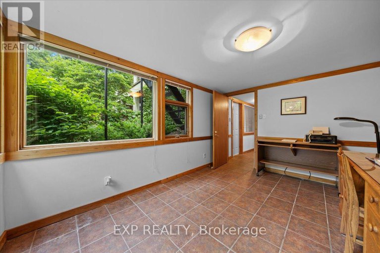 28588521/107-stanley-avenue/new-edinburgh/ottawa/ontario/K1M1N8_20