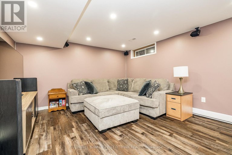 29047909/491-meadowbreeze-drive/emerald-meadowstrailwest/ottawa/ontario/K2M2T6_41