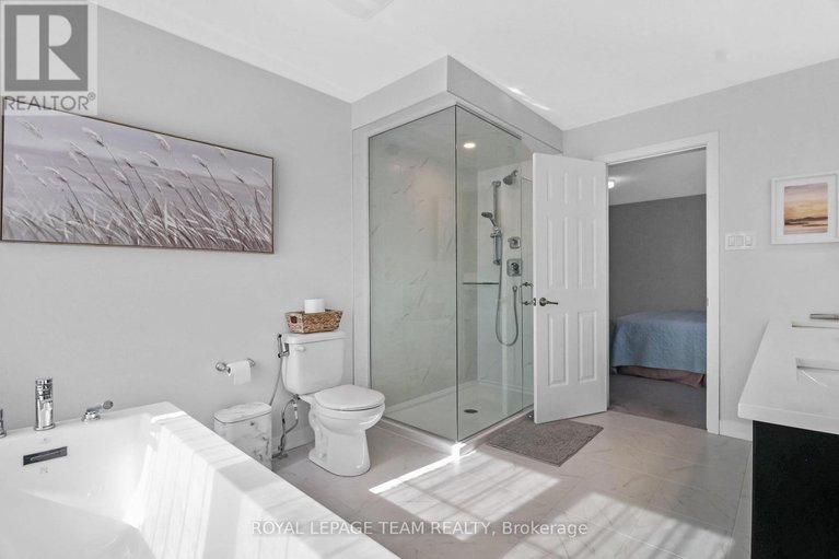 29634186/647-cygnus-street/half-moon-bay/ottawa/ontario/K2J7A9_18