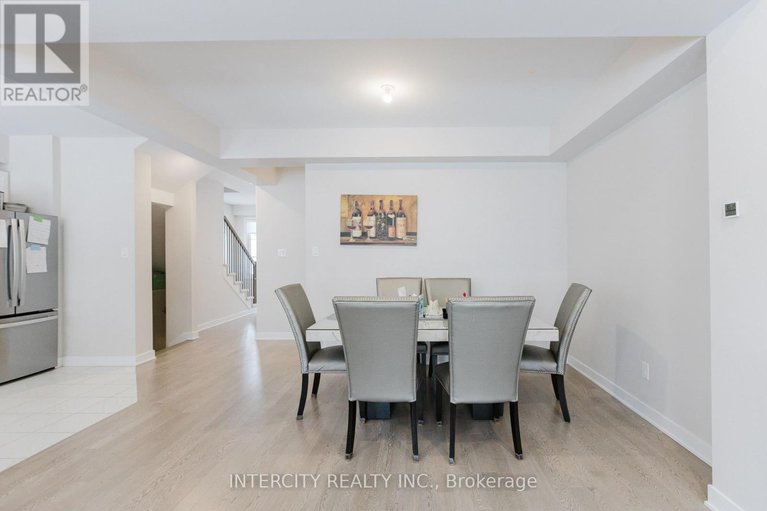 29302038/124-hackamore-crescent/goulbourn-twp-from-franktown-rdsouth-to-rideau/ottawa/ontario/K0A2Z0_11