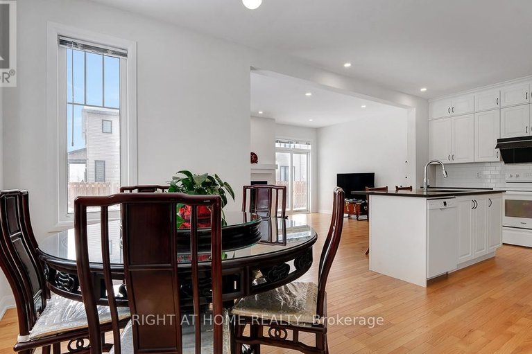 29574544/22-dalkey-way/half-moon-bay/ottawa/ontario/K2J6V5_10