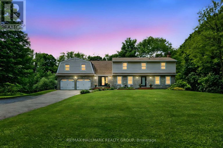 28552102/1430-royal-maple-drive/cumberland-ridge/ottawa/ontario/K4C1B5_1